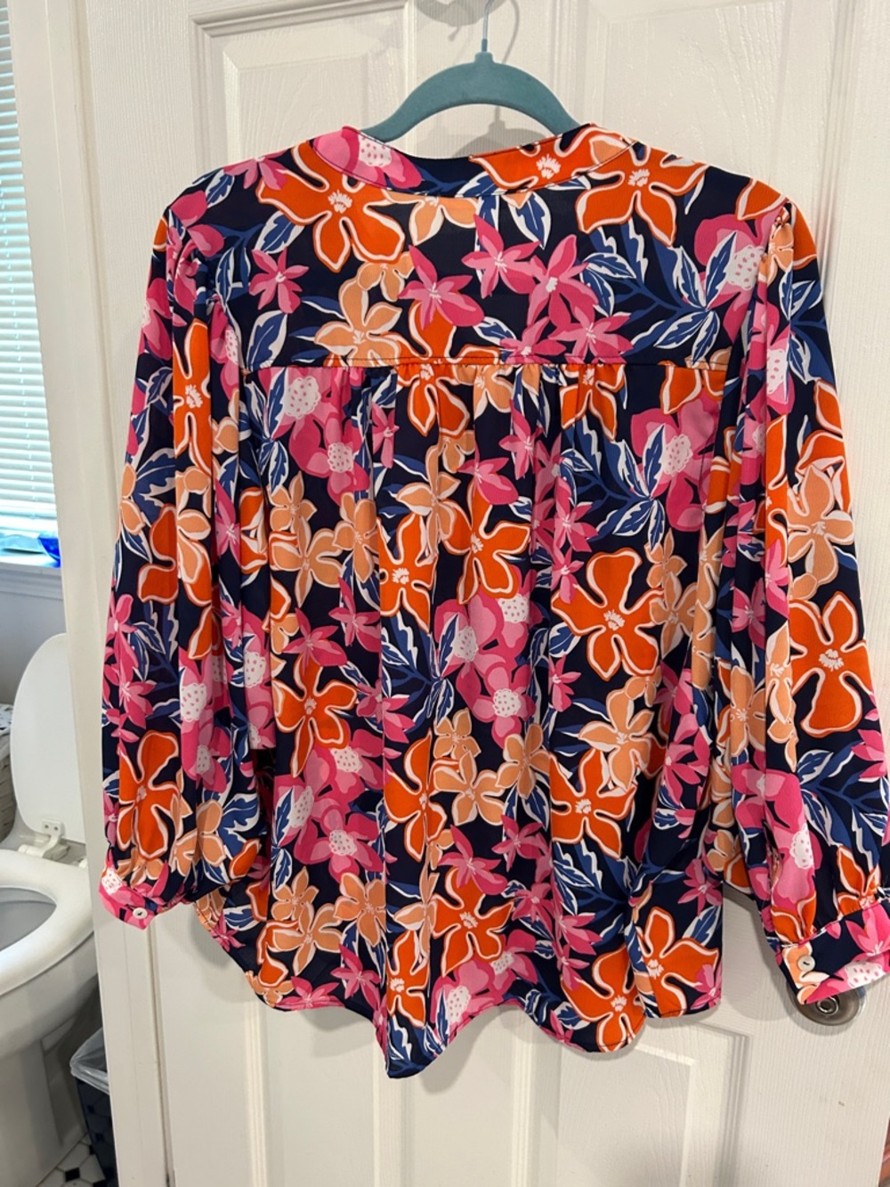 Colorful soft comfortable top. - Picture 2 of 6